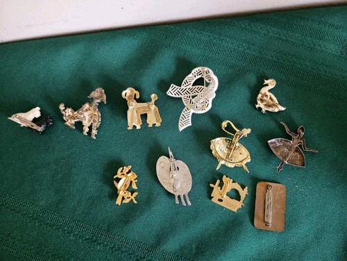 Lot Of Vintage 11 Women's Pins Poodles, Scottie Dog, Dancing Ballerina Trifari - Picture 6 of 11