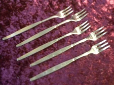 FROSTFIRE 5 Seafood Shrimp Cocktail Forks Oneida Community Stainless Steel USA