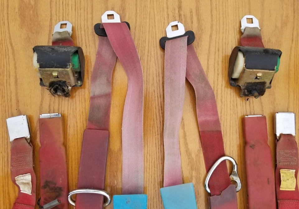 Juego de cinturones de seguridad TODOS 1974-78 Mustang II King Cobra 2 Ford 74 75 76 77 78 1978 Foto 4 de 4