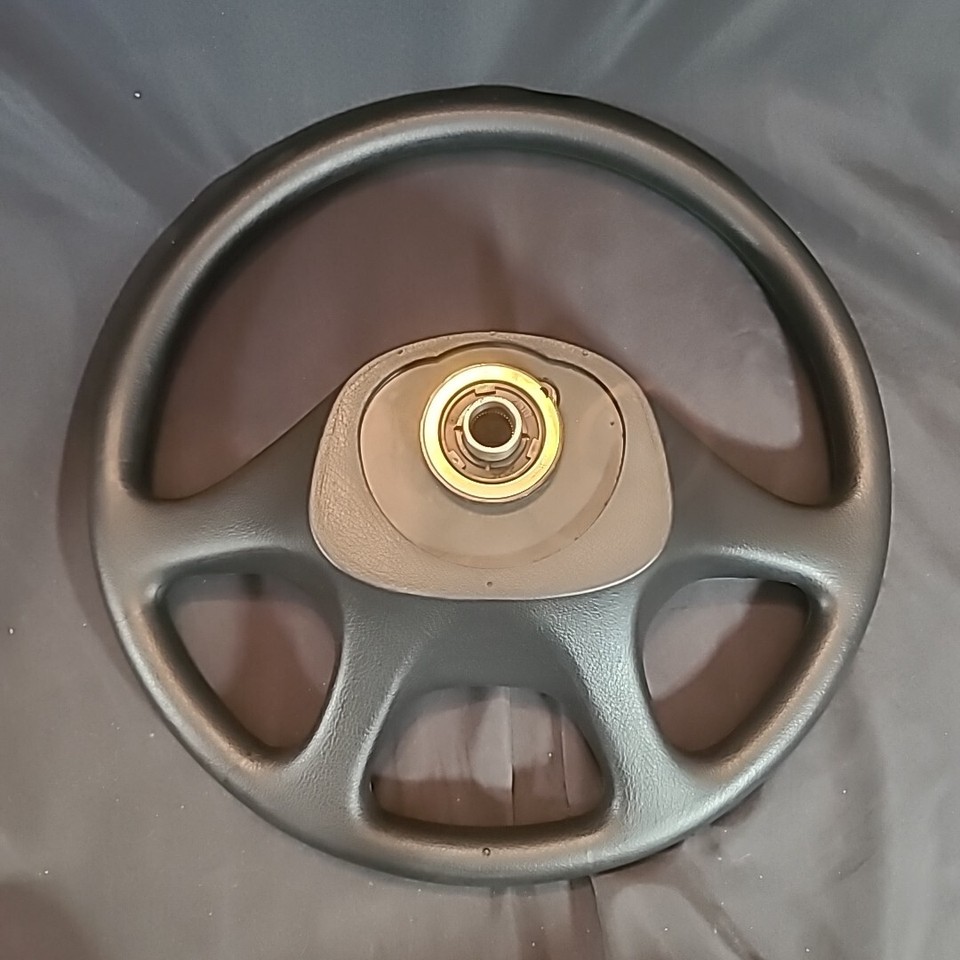 Kenworth J916000100 Steering Wheel 4 Spoke eBay