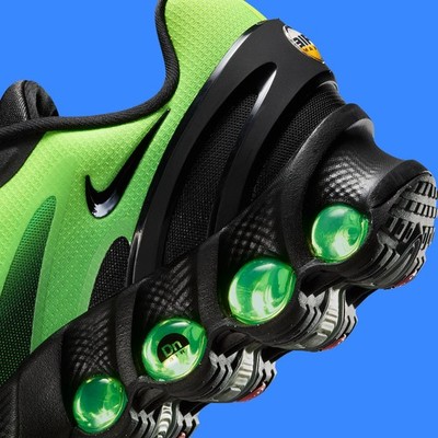 Nike Air Max DN8 AMD Black Green Strike Volt Neon HQ4681-010 sz 13