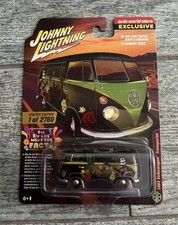 JOHNNY LIGHTNING 1965 VOLKSWAGEN VW GRATEFUL HIPPIE BUS -Black, MIP 1/2760
