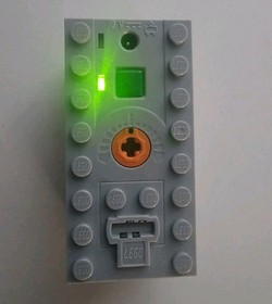 LEGO Power Functions Rechargeable Battery Box (8878) PLUS Charging Cable (45517)