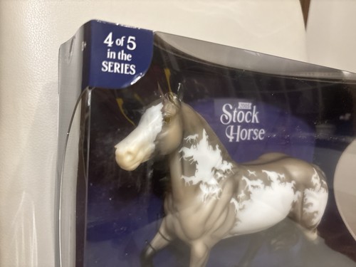 New Breyer Stock Horse #10321 75th Anniversary Smart Chic Olena Pinto - Picture 3 of 15