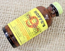 Hoppe's No. 9 Glass Bottle Empty 2 Oz. Nitro Powder Solvent Gun Cleaning Vintage