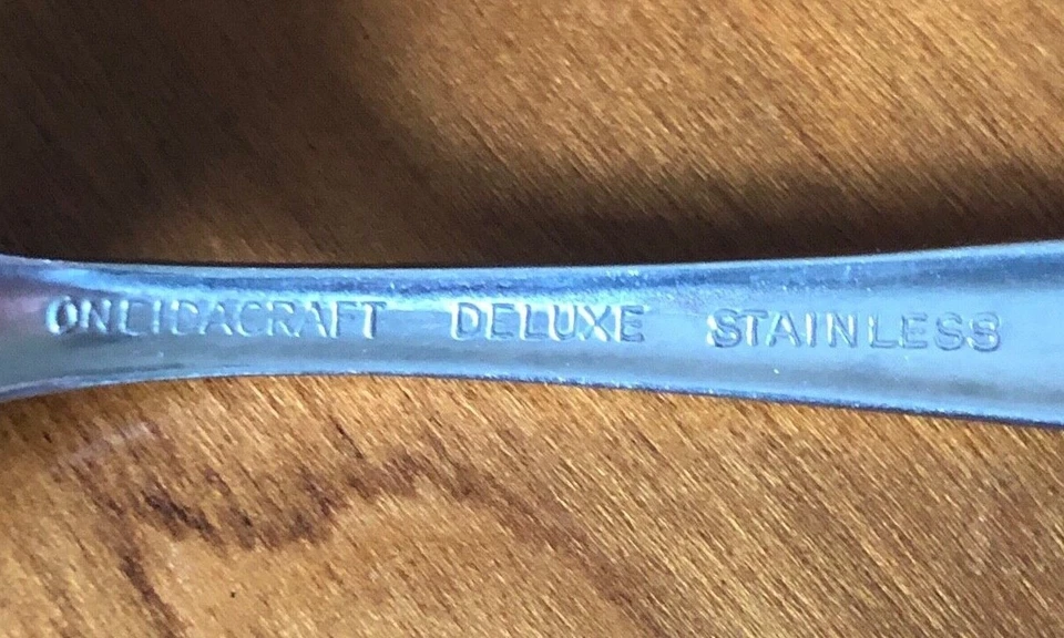 Cubiertos de acero inoxidable brillante Oneida Deluxe LASTING ROSE - Elección Foto 3 de 3