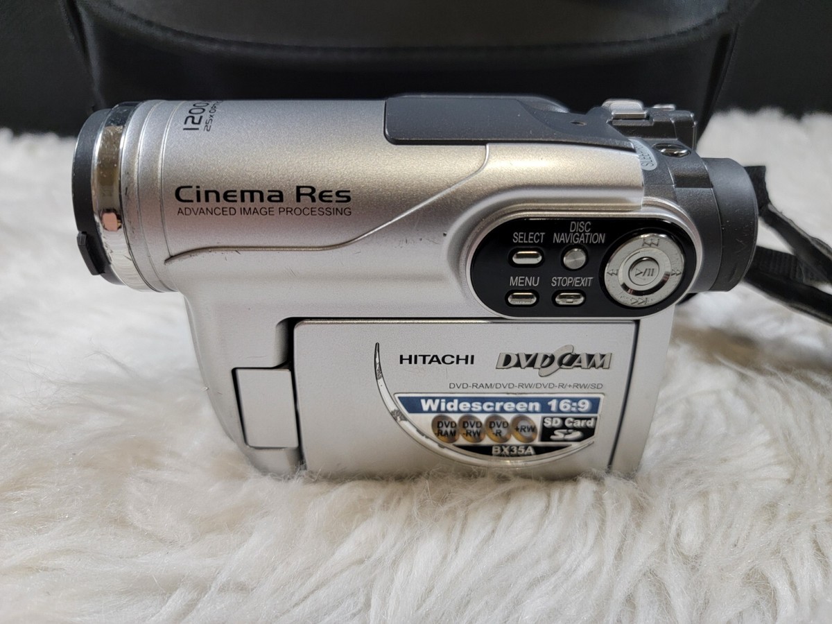 Hitachi DZ-BX35A DVD Camcorder with 25x Optical Zoom, Bundle