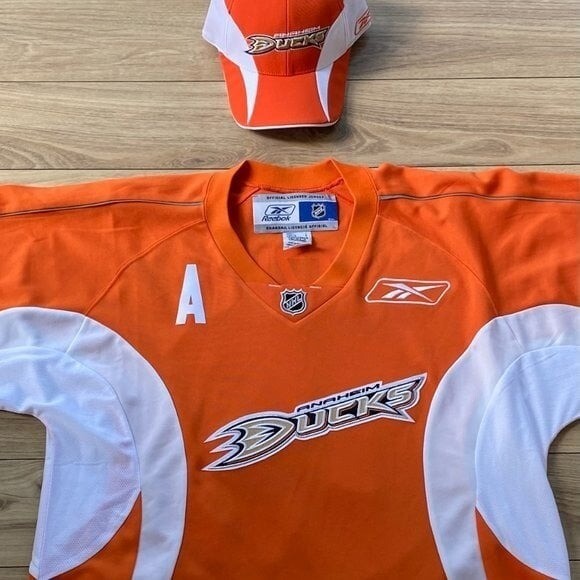 Anaheim Ducks Practice Jersey and Matching Hat Orange