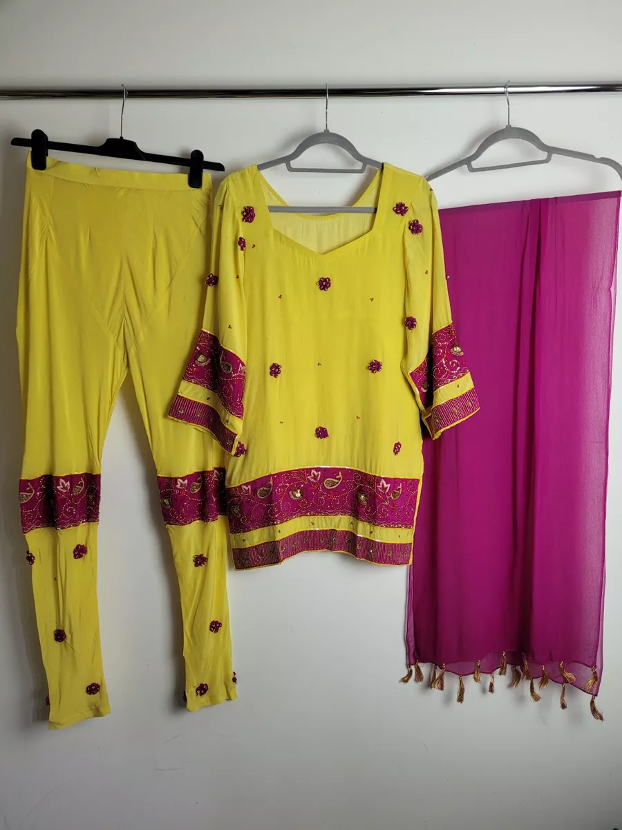 Small girl hotsell salwar suit