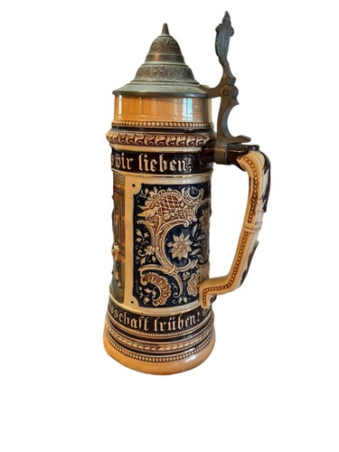 Vintage großer Bierstein mit Deckel & geprägten Details selten - 2 Liter -12" hoch - Bild 3 von 9