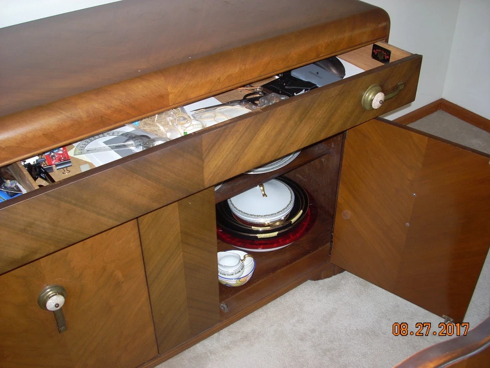 Kroehler, Serving/Dining Room Hutch, Mid-Century, Walnut & Rosewood - Image 3 of 4