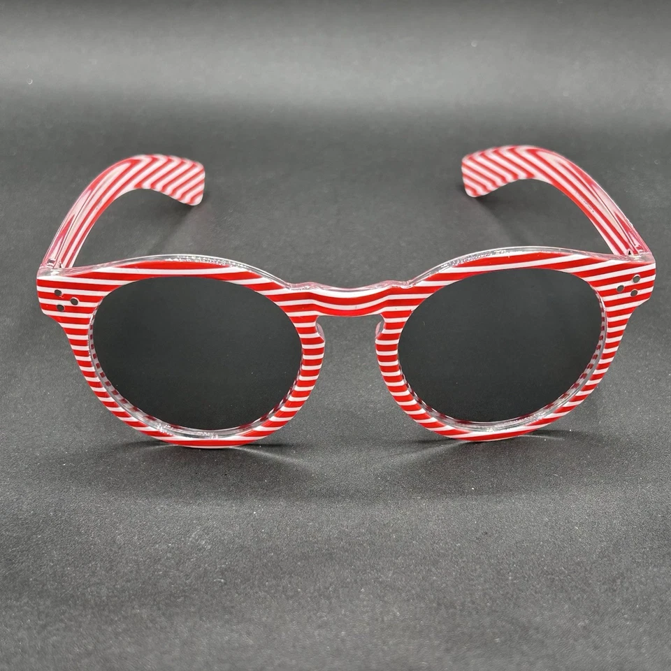 Gafas de sol redondas a rayas rojas y blancas sin marca con puente de ojo de cerradura usadas Foto 2 de 4