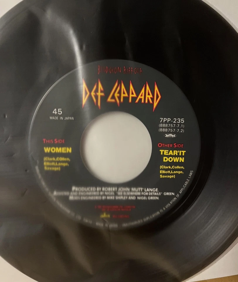 Def Leppard Women Tear It Down Japan 7" Vinyl NM Black Translucent 7PP235 - Image 4 of 4