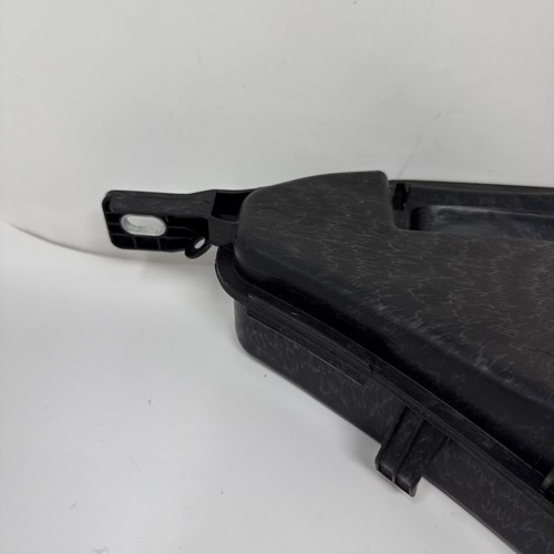 2023 2025 BMW G60 5 Series WINDSHIELD WIPER WASHER RESERVOIR TANK OEM 7011096 - Picture 11 of 18