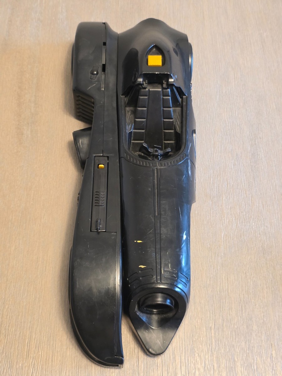 Kenner 1992 Batman Returns Batmissile Batmobile (Used-Incomplete