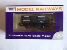 Dapol West Wales Wagon Works Ltd Edition 7 Plank Wagon - ISAAC ROBERTS - Mint