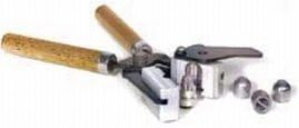 1oz Slug Mold for Rifled Shotgun Barrels - Complete with Instructions & Loads - Image 4 of 4