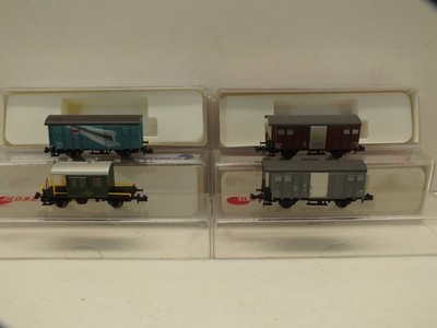 Spur N Hobbytrain X4 Kastenwagen ect Konvolut TOP VERPACKT (N118)