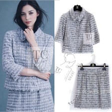 CHANEL 05A Gray Mix Camellia Brooch Wool Tweed Jacket Skirt Suit 36 US4