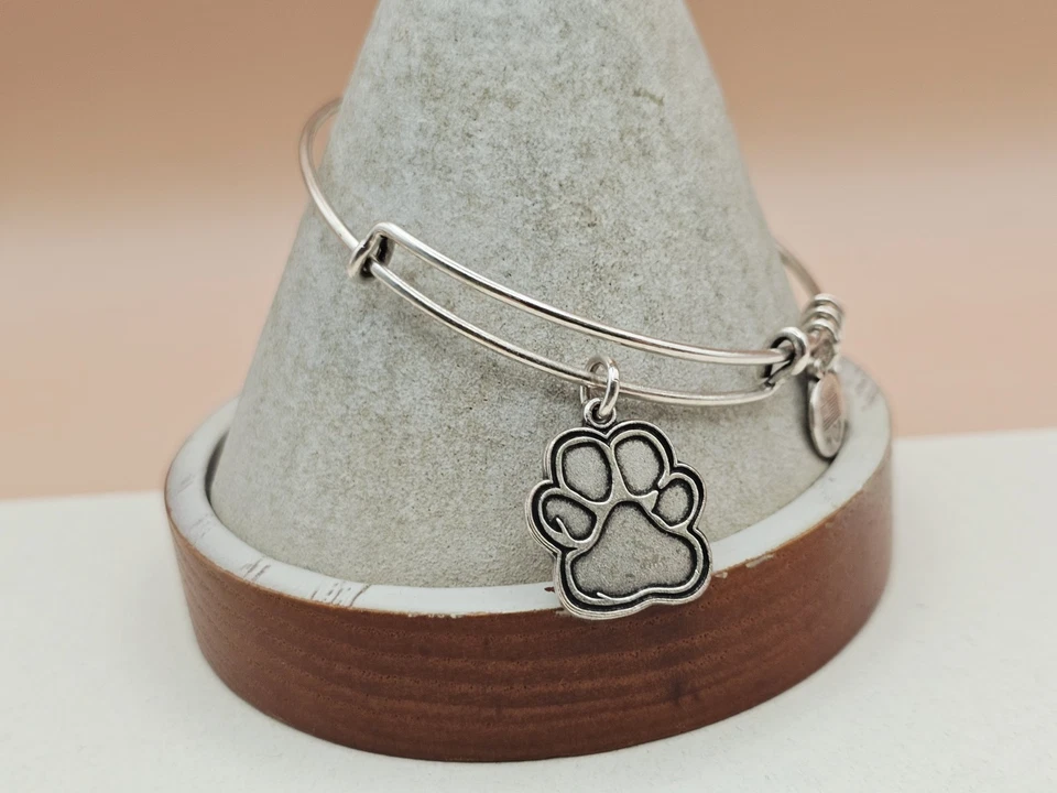 Brazalete Alex Ani "Paw Prints Of Love" Perros Gatos Plata Dije ✨️ Foto 2 de 4