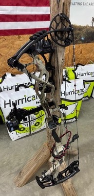 HOYT Carbon RX-1 Turbo RH 60-70lb - LOADED with EXTRAS - RH