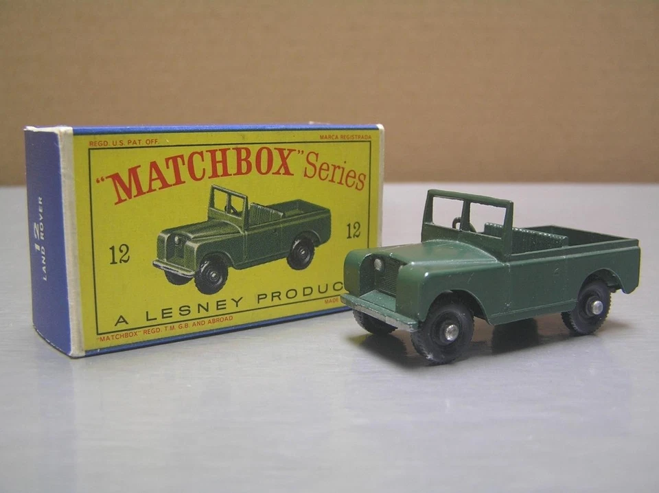 Matchbox Regular Wheels #12 Land Rover Army Car Super Mint with broken hitch - Image 4 of 4