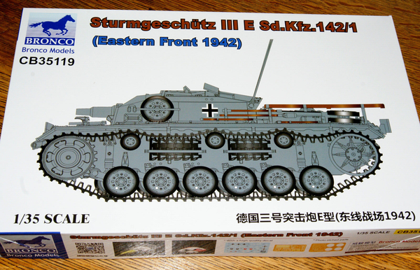 Bronco Cb 35119 : Dt. SturmgeschüTz Iii /Ausf. E Sd.Kfz 142/1 Kit 1:35 / Neu-image