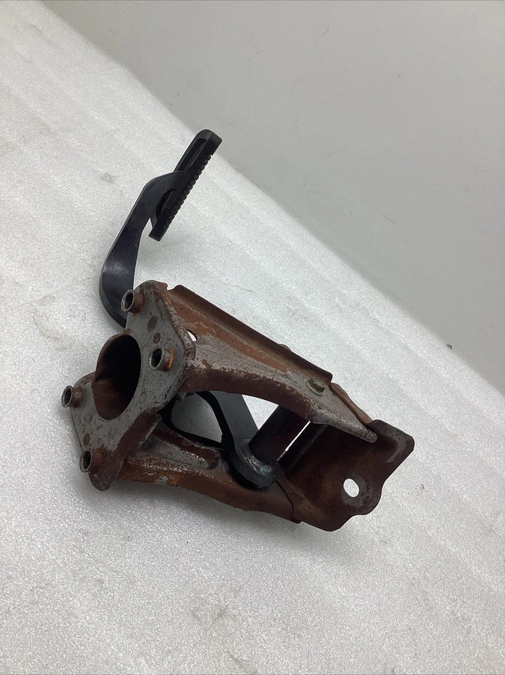 Toyota Tundra 2001-2006 pedal de freno de parada de estacionamiento OEM Foto 3 de 4