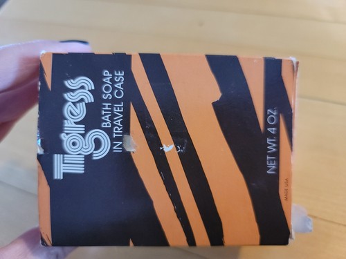 Vintage Faberge Tigress Soap New - Picture 8 of 9
