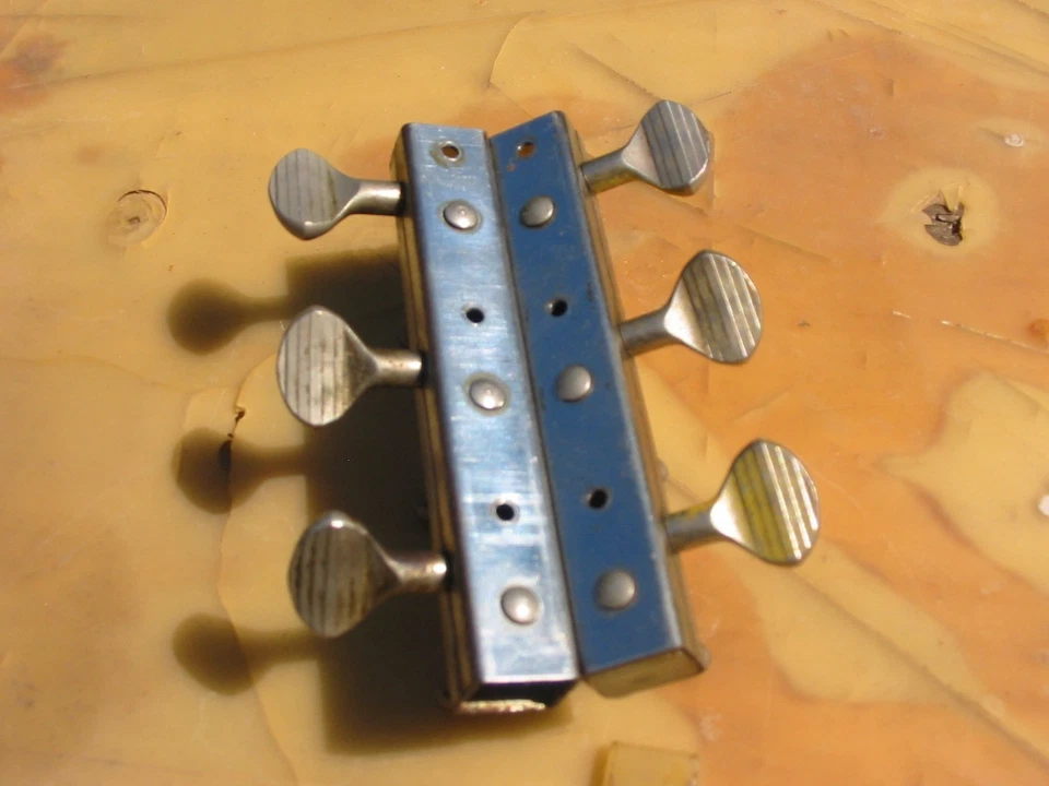 Sintonizadores clave de patín Danelectro DC años 60 Jimmy Page Foto 3 de 3