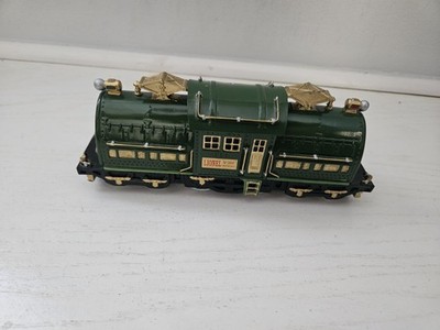 381E STANDARD GAUGE ENGINE 1928 BY LIONEL AVON with wood stand