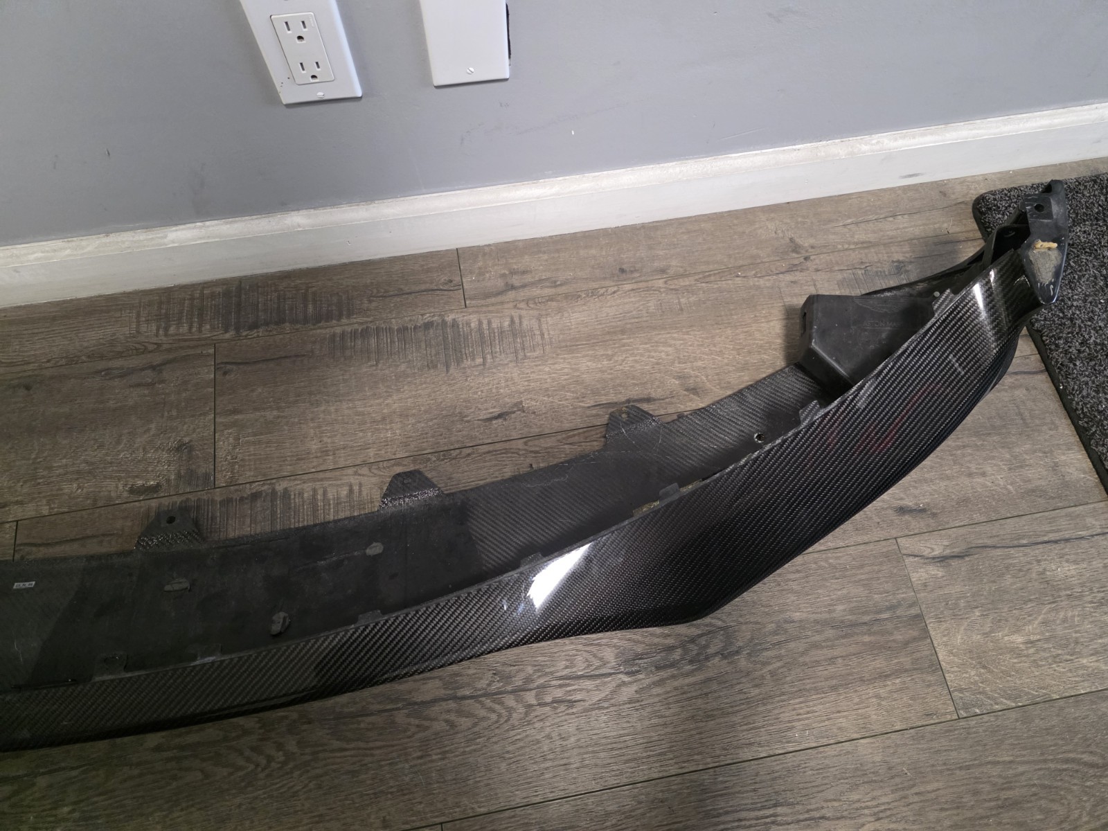 ASTON MARTIN DBX 707 DBX707 FRONT BUMPER SPLITTER CARBON FIBER OEM py83-218b45