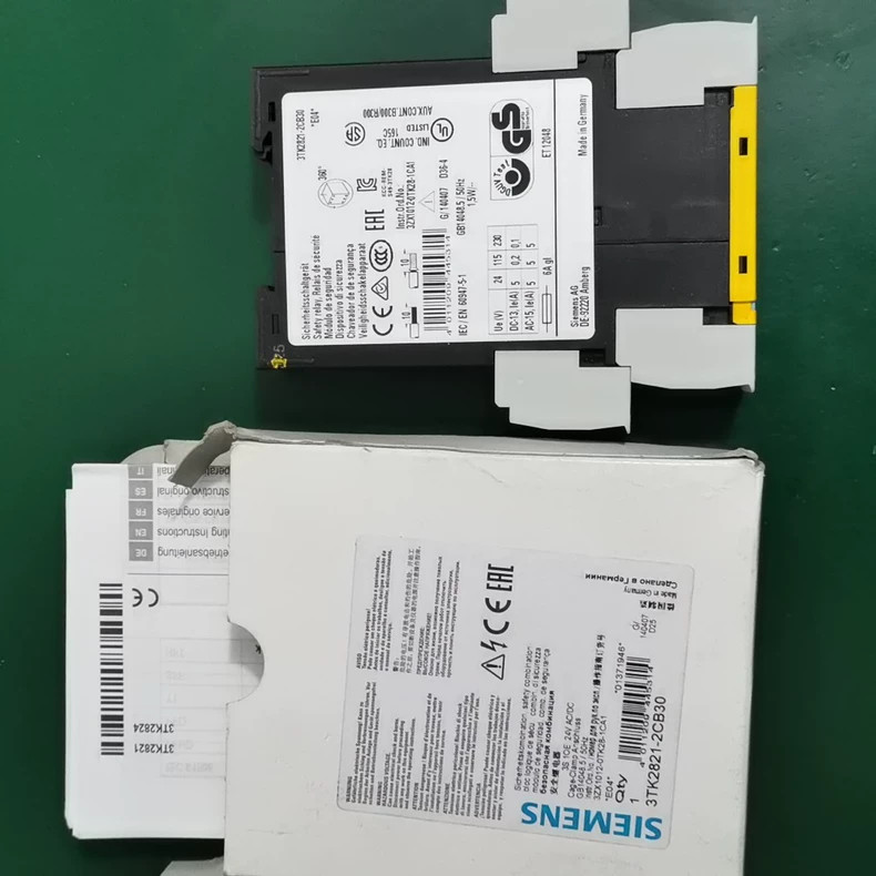1PC NEW SIEMENS 3TK2821-2CB30 3TK2 821-2CB30 Safety Relay Fast Free delivery