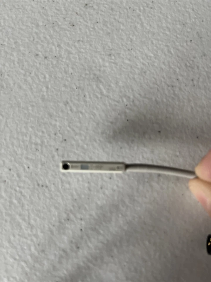 SMC D-M9P auto-switch, Solid state sensor. - Image 2 of 2