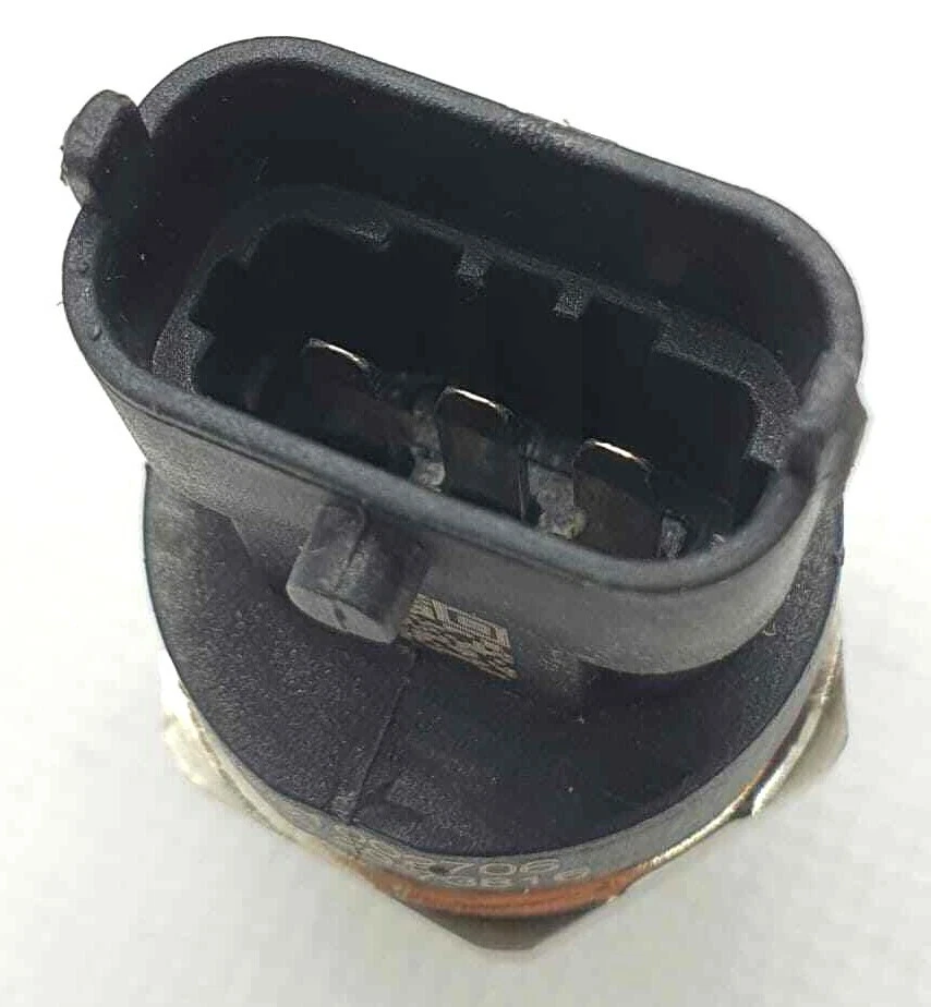 Volvo C30 C70 S40 S80 V50 V70 XC60 XC70 XC90 2.4 Sensor de pressão na calha de injeção de combustível - Imagem 3 de 3