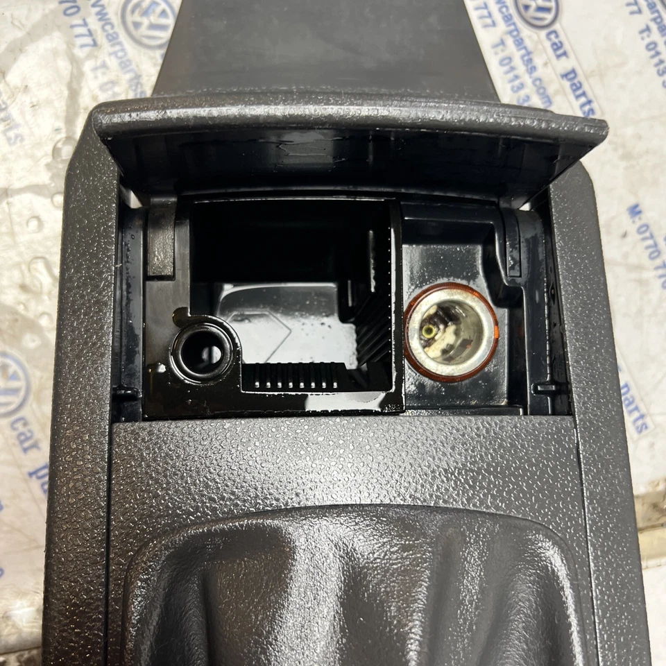 VW POLO Mk4 02-05 CONSOLA CENTRAL CON CENICERO UNIDAD EMBELLECEDOR CUBIERTA 6Q2863241 Q Foto 3 de 4