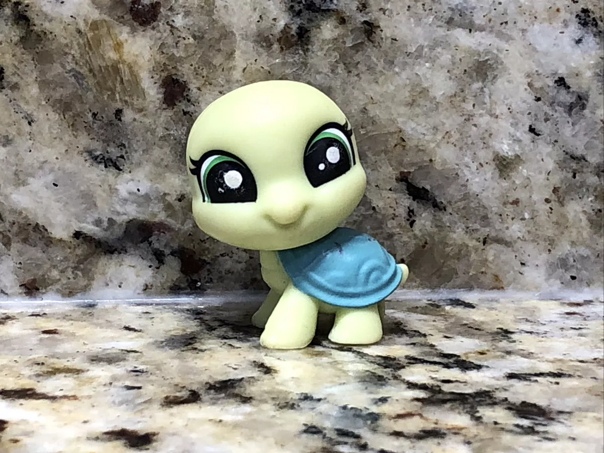 Littlest Pet Shop LPS 1 59 Greta Tortuga Mini Turtle Blue Shell Preowned