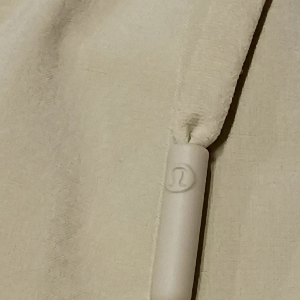 👾LULULEMON Men’s Swim Shorts With White Liner -Light Yellow Green Sz 28x17.5 - Image 2 of 4