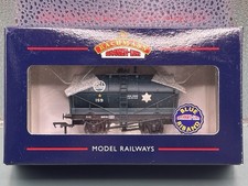 Bachmann OO Gauge 37-656 ICI 14 Ton Tank Wagon Mint Boxed