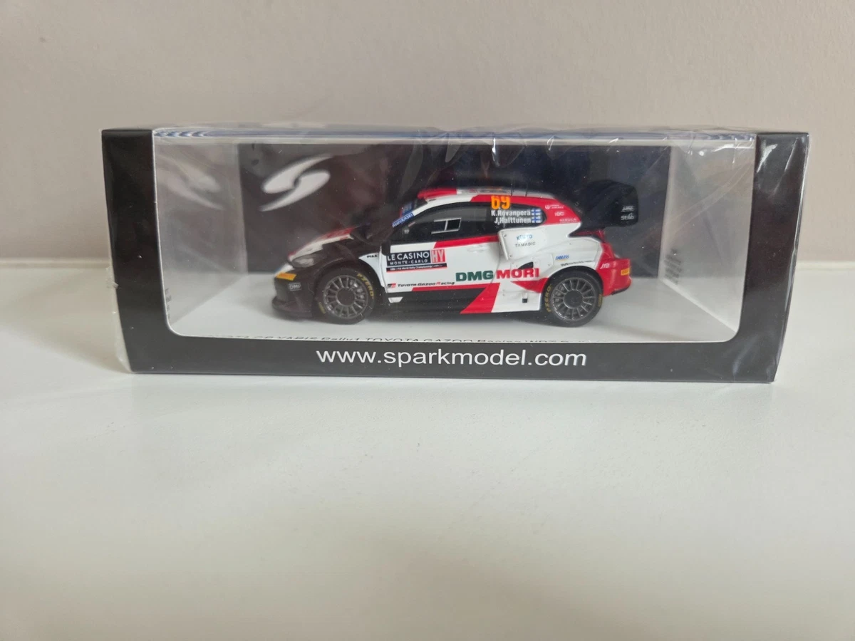 Voitures de rallye miniatures bleus Spark en édition limitée