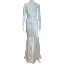 Issue New York Satin V-Neck Gown White Size 6 NWT