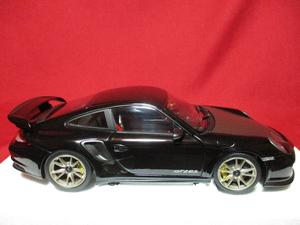 1:18 Scale Porsche 911 GT2 RS 997 II Black+Silver Limited Edition 504 Pc Diecast - Image 2 of 4