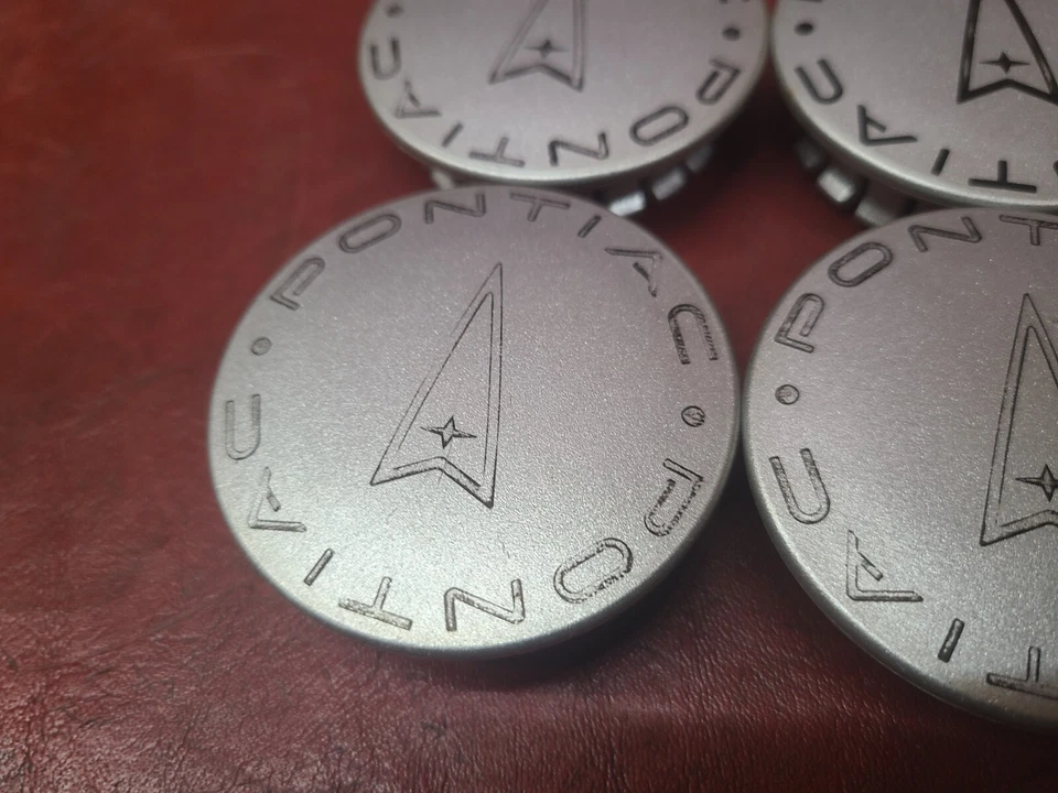 Tapacubos centrales Pontiac G5 G6 Vibe Grand Prix Am 1996-2011 muchos más Foto 3 de 4