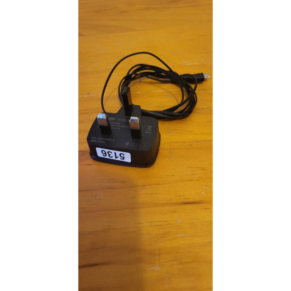 Cargador adaptador fuente de alimentación CA Samsung ETA0U10UBE negro 0.7A 5V para S2, S3, S4 Foto 3 de 4