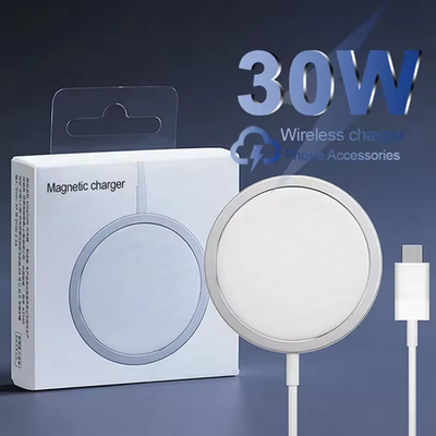 iPhone MagSafe Apple 純正 レビュー】Apple純正MagSafe充電器は唯一の欠点を除けば最高