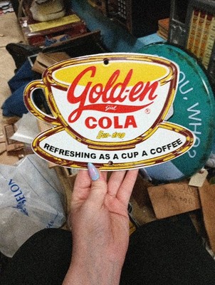 Porcelain Gold-en Girl Cola Sun-drop Cup Sign