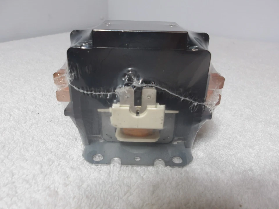 2 Pole 40 Amp 120 VAC Coil AC Motor contactor 2P 40A 120V 50/60Hz New - Image 3 of 4