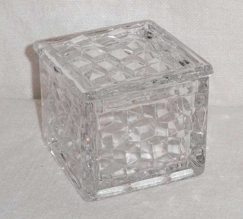 Fostoria Square Puff Box ~ American ~ Dresser Container w/Lid ~ Glass - Picture 3 of 11