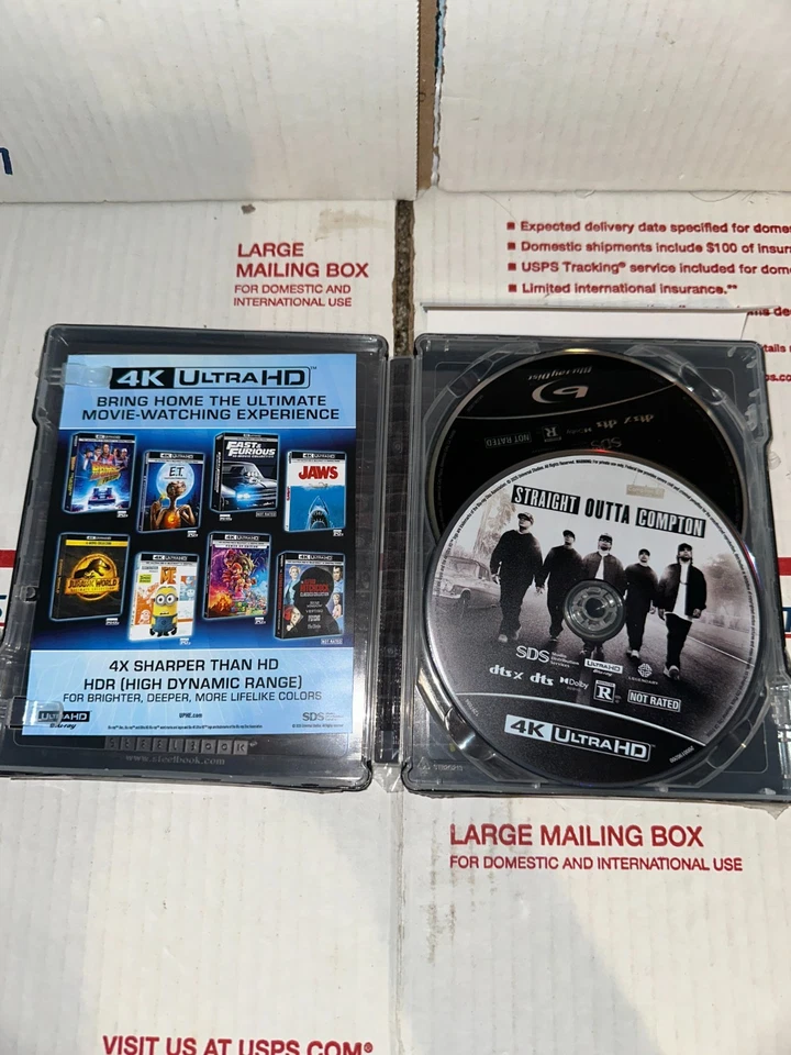 Straight Outta Compton steelbook - 10th Anniversary (4K UHD+ Blu-ray) opened - Image 3 of 4
