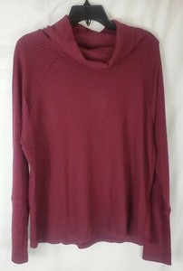 burgundy turtleneck sweater women's
